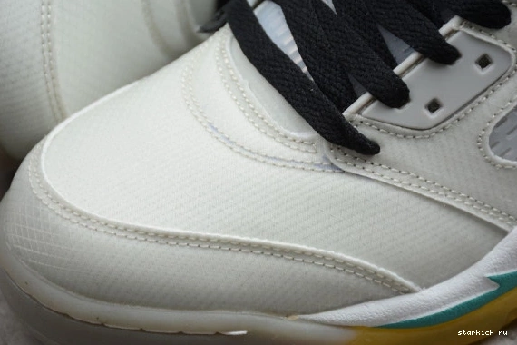 CT8480-105 Jordan CT8480-105  AJ5 ow 3M Air​ x​O-W 5 0402